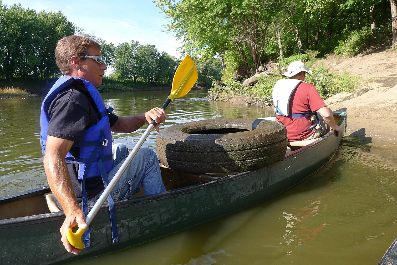 Friends of Sangamon Valley river clean up
